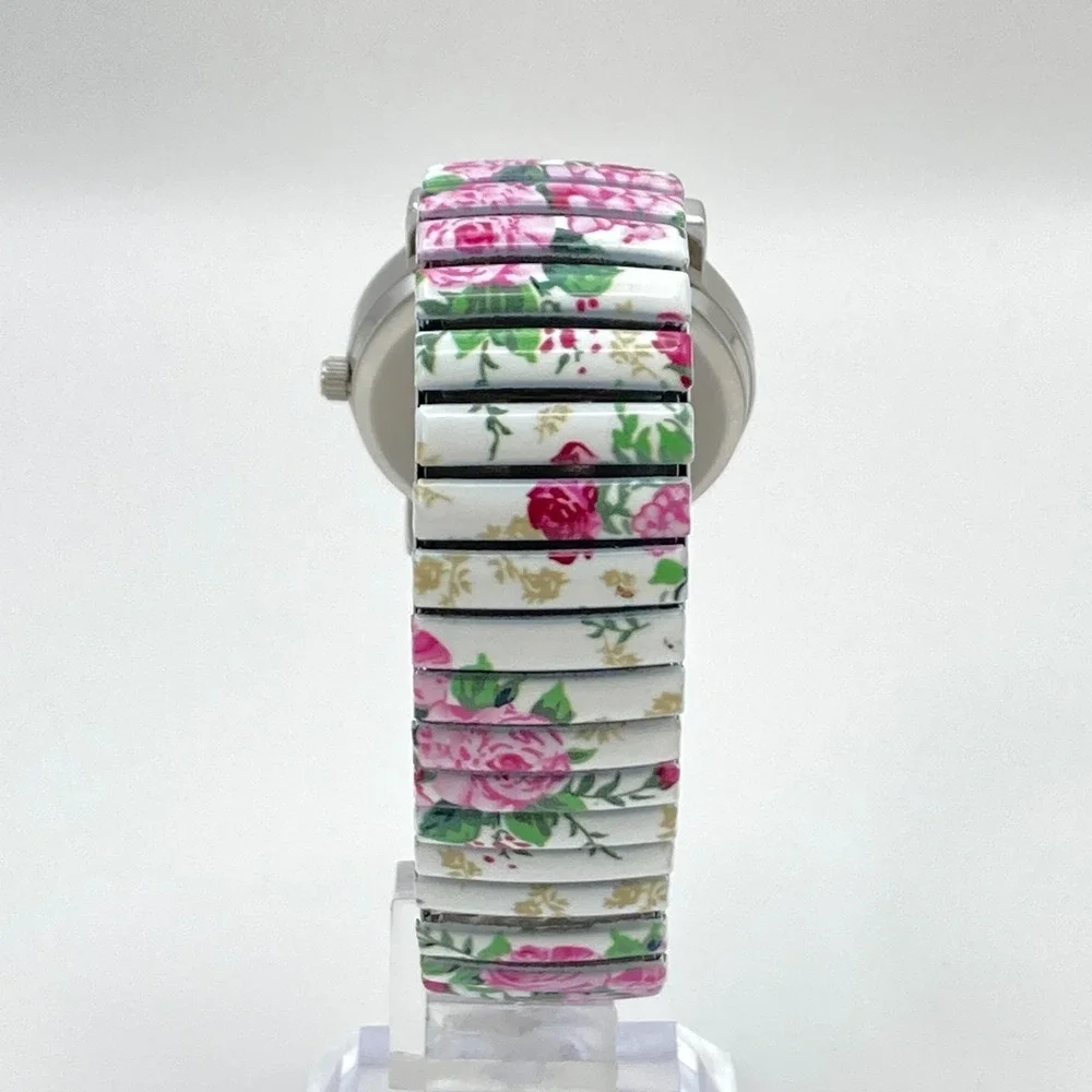 Womens Floral Watch 32mm Silver Tone Stretch Band Spring New Battery SMALL 6